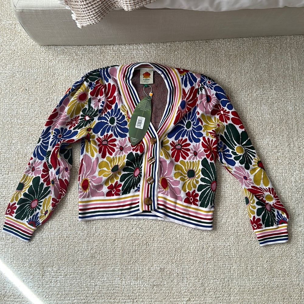 NWT Farm Rio's Sunny Daisies Sand cardigan